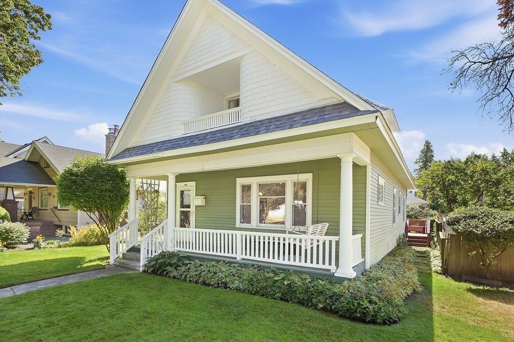 Photo of 613 W Euclid Ave, Spokane, WA 99205 (MLS # 202624481)