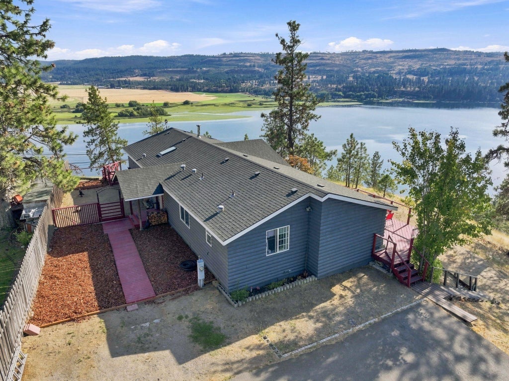 Photo of 6397 Villier Rd, Nine Mile Falls, WA 99026 (MLS # 202623243)