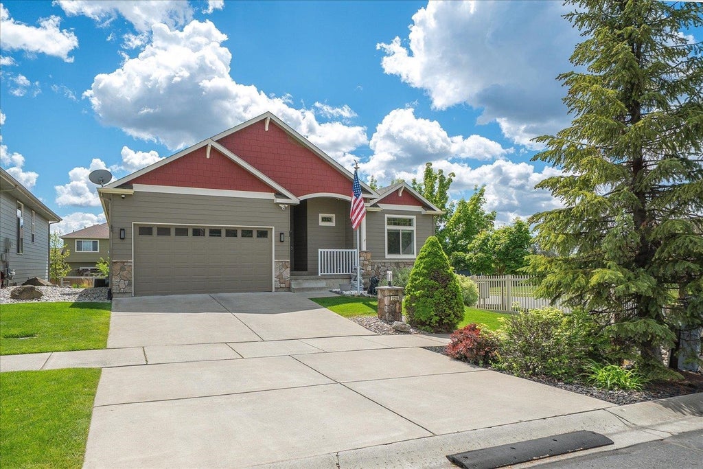 Photo of 2315 W Chadwick Ln, Spokane, WA 99208 (MLS # 202623719)