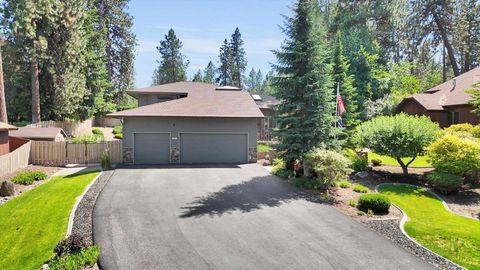 Photo of 10612 E 46th Ave, Spokane Valley, WA 99206 (MLS # 202611104)