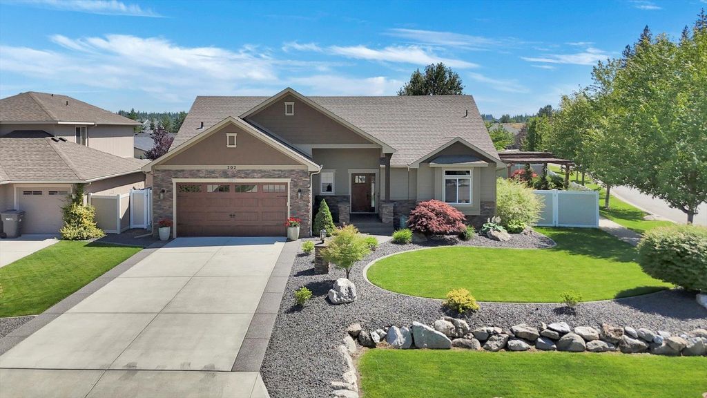 Photo of 202 E Alexa Ct, Spokane, WA 99208 (MLS # 202615066)