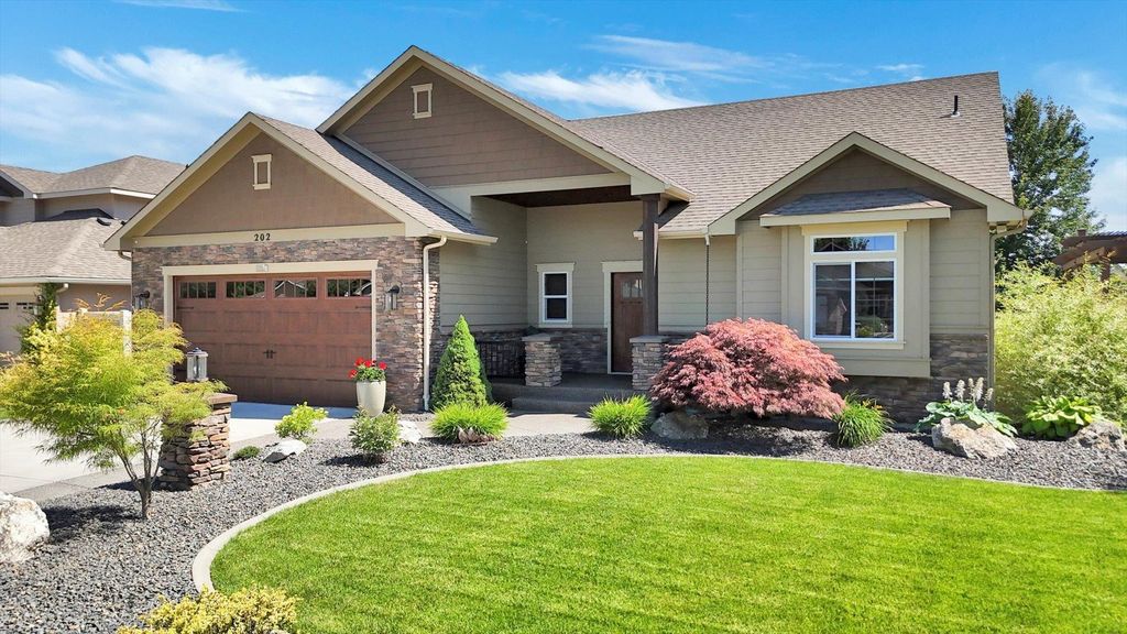 Photo of 202 E Alexa Ct, Spokane, WA 99208 (MLS # 202615066)