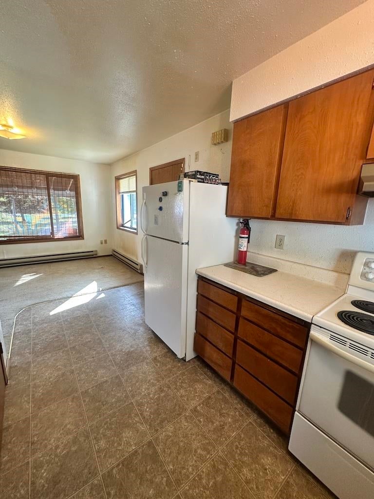 326 Mckay St - Photo 3