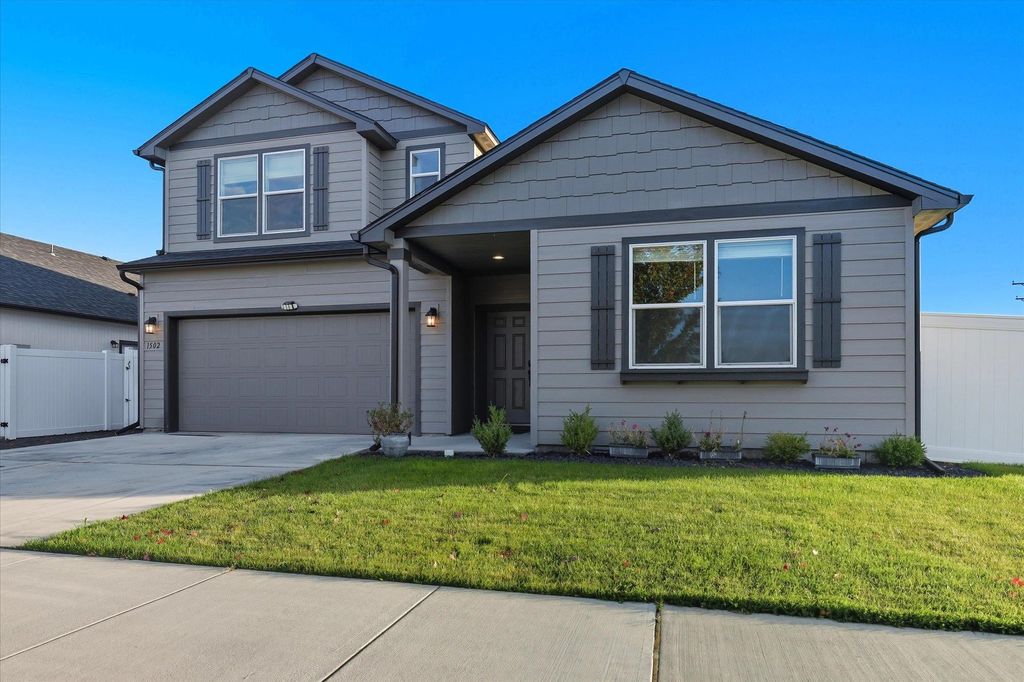 Photo of 1502 E B St, Deer Park, WA 99006 (MLS # 202525507)