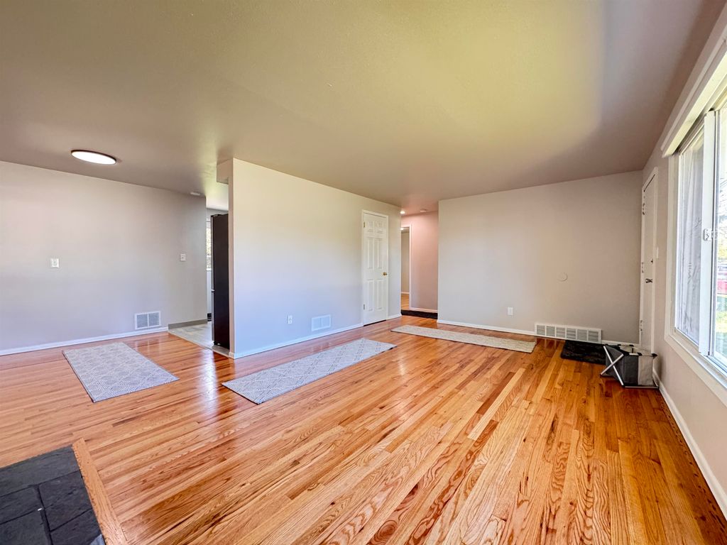 Photo of 2921 W Bismark Ave, Spokane, WA 99205 (MLS # 202616423)