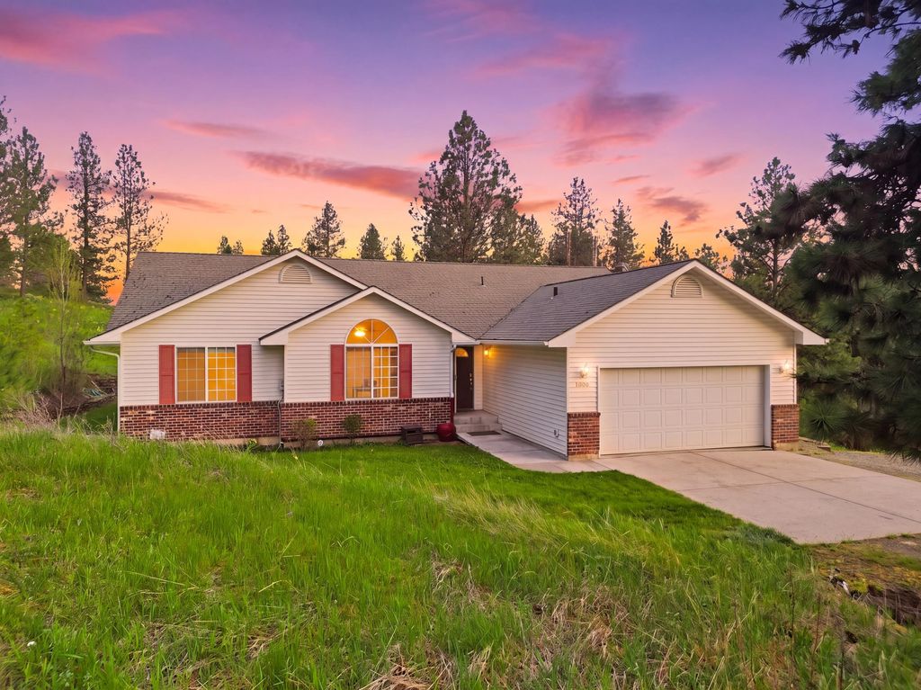 Photo of 11606 E Connor Rd, Valleyford, WA 99036 (MLS # 202616021)