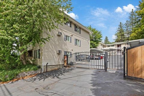 Photo of 837 S Cowley St, Spokane, WA 99202 (MLS # 202615954)