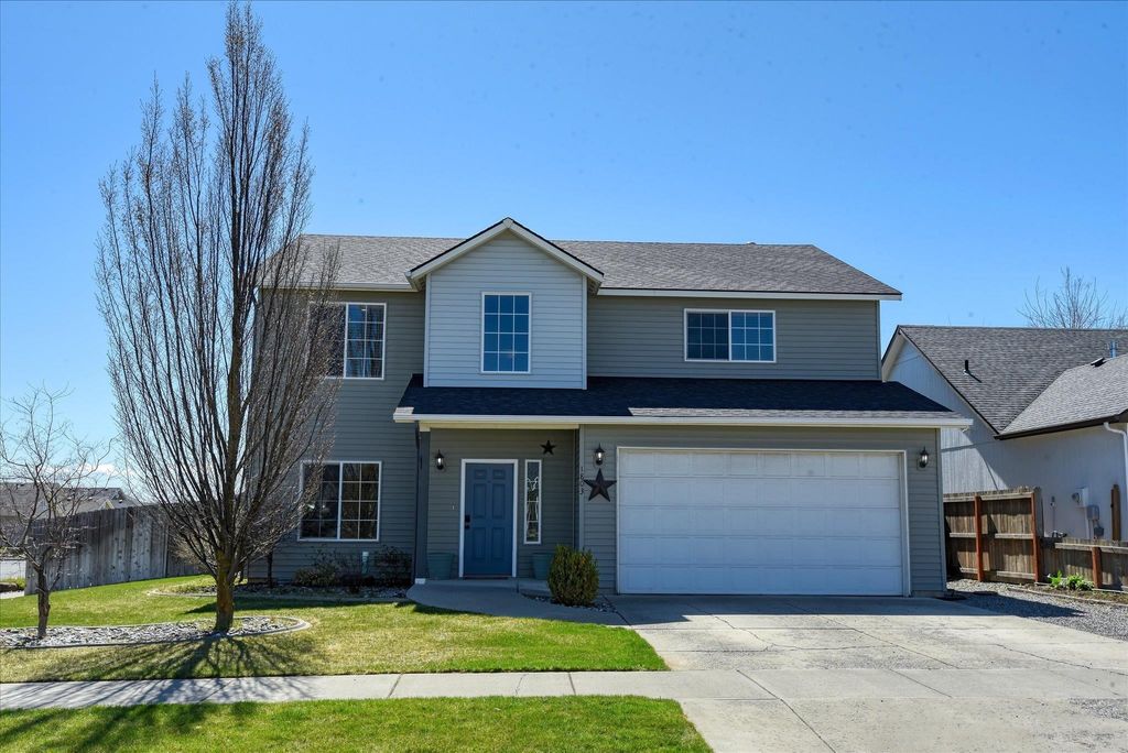 Photo of 1803 W Maxine Ave, Spokane, WA 99208 (MLS # 202615136)