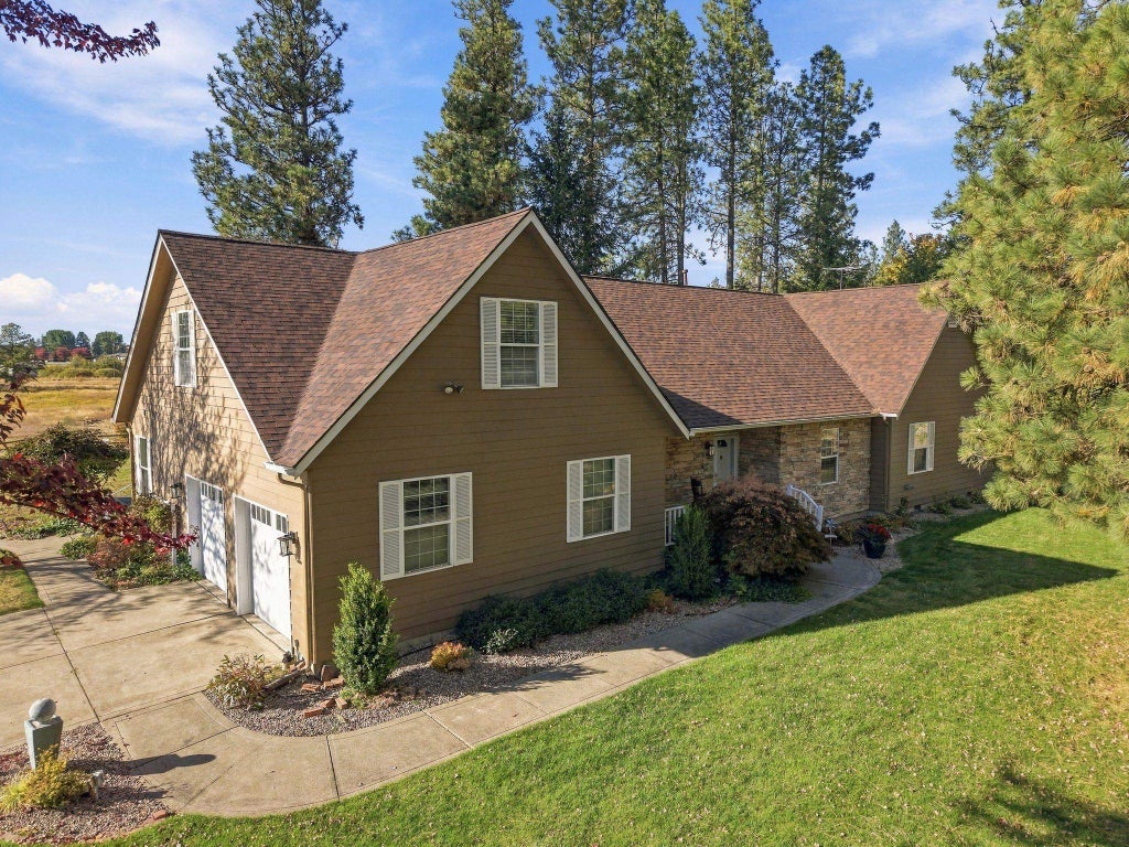 Photo of 16508 S Cheney Spokane Rd, Cheney, WA 99004 (MLS # 202625634)