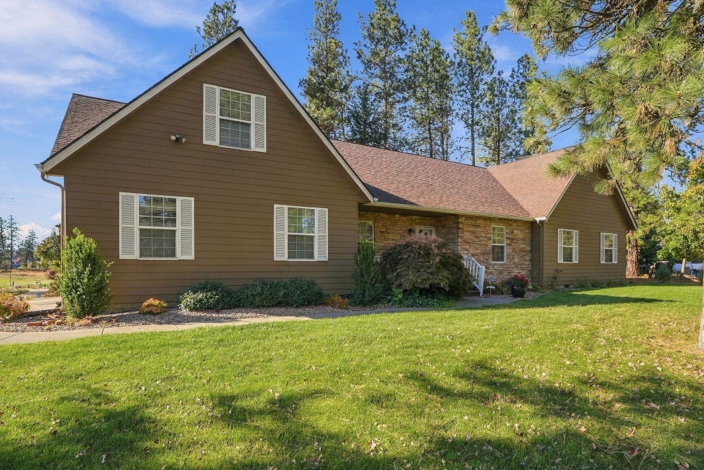 Photo of 16508 S Cheney Spokane Rd, Cheney, WA 99004 (MLS # 202625634)