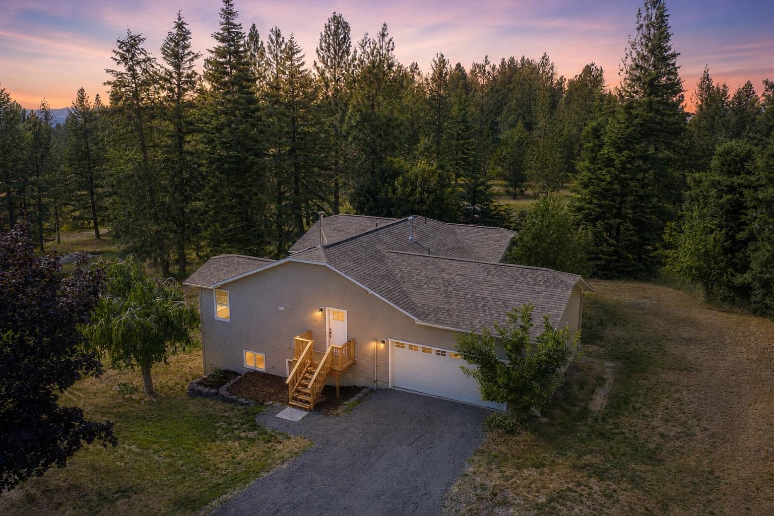 Photo 1 of 49 — 15519 E Tallman Rd, Chattaroy, WA 99003