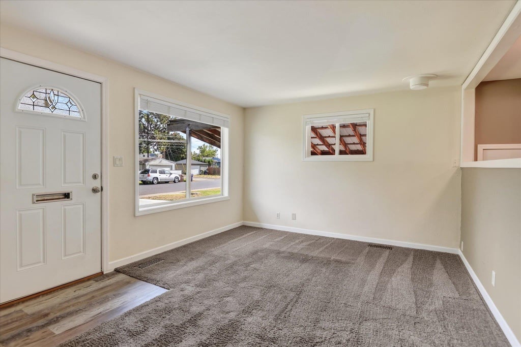Photo of 6123 N Cedar St, Spokane, WA 99205 (MLS # 202624085)