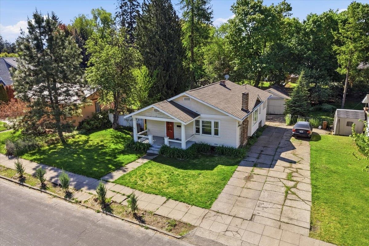 Photo 1 of 48 — 826 E 34th Ave, Spokane, WA 99203