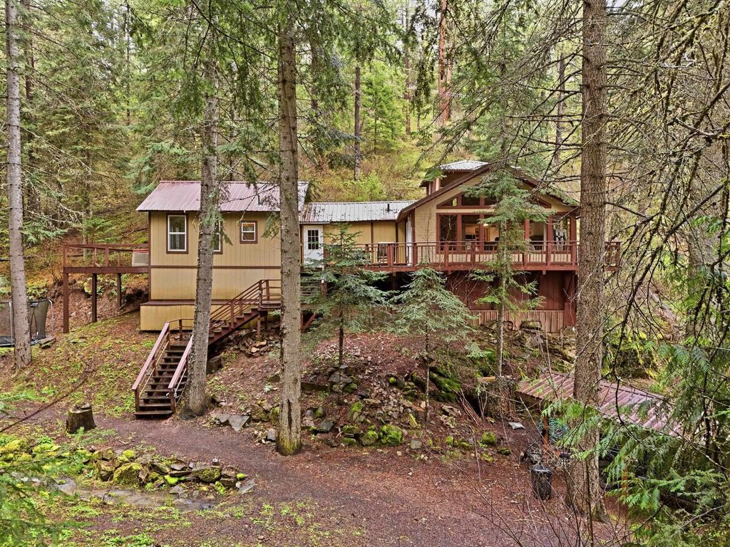 Photo of 11823 N Honeymoon Bay Rd, Newman Lake, WA 99025 (MLS # 202615660)