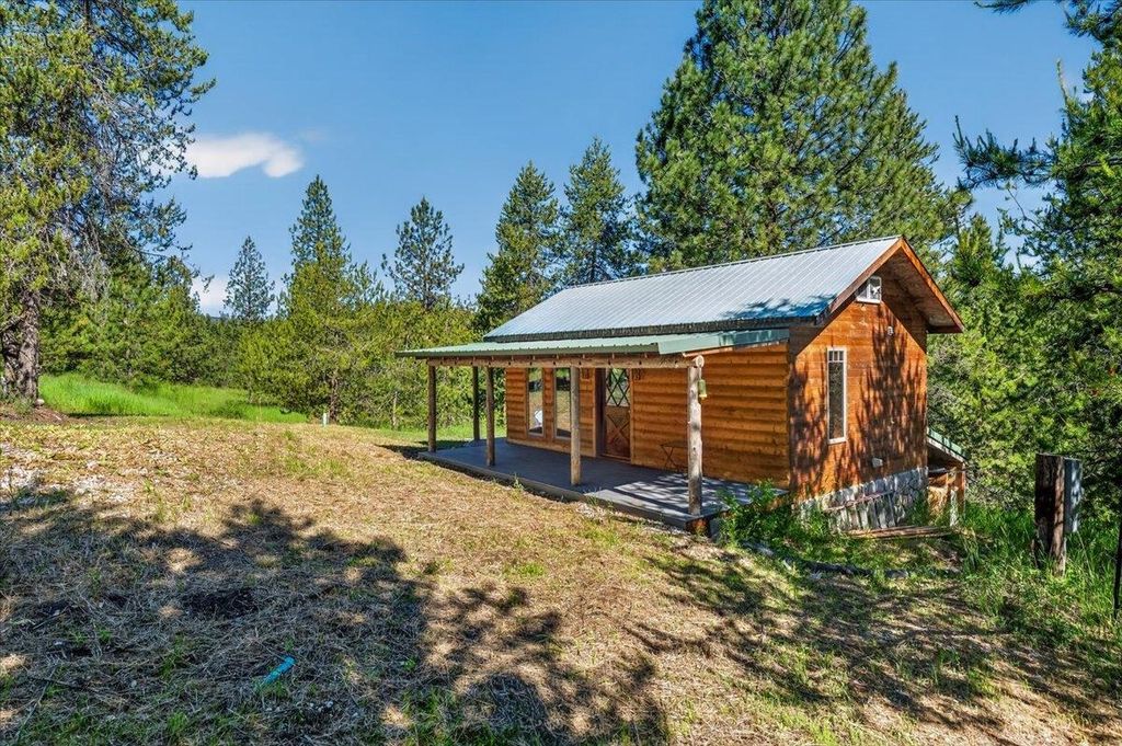 Photo of 5099 L Allen Rd, Springdale, WA 99173 (MLS # 202619243)