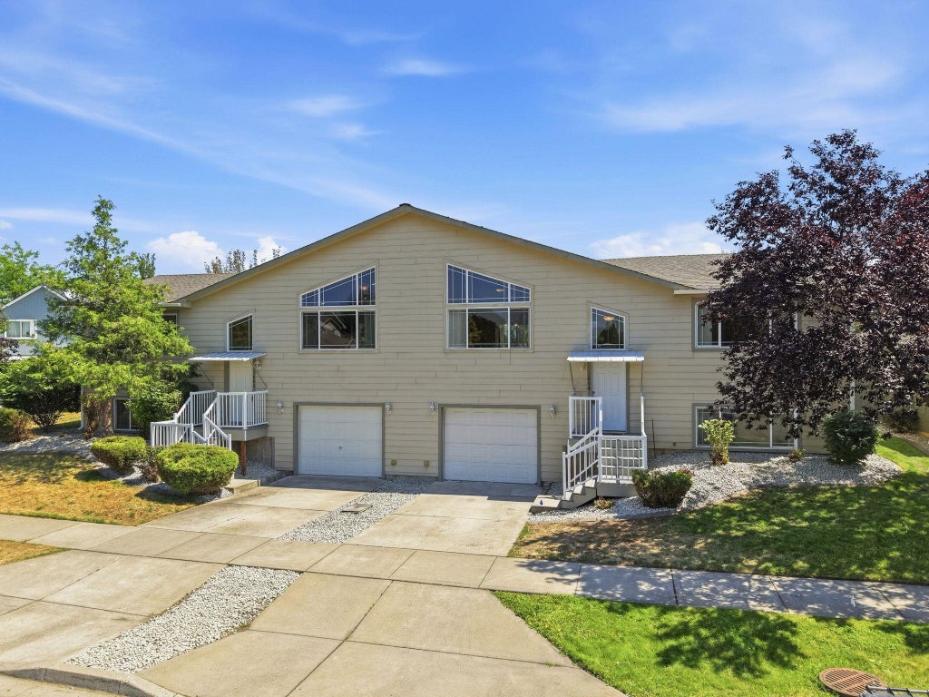 Photo of 1804 N Drummond St, Greenacres, WA 99016 (MLS # 202622095)