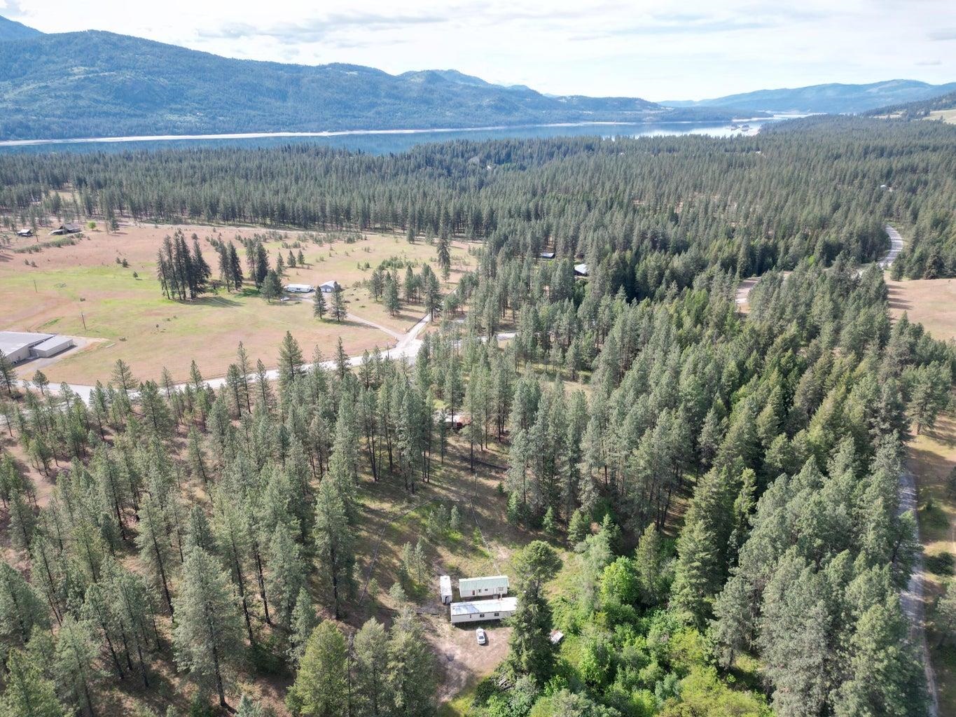 Photo 1 of 18 — 26 German Rd, Kettle Falls, WA 99141