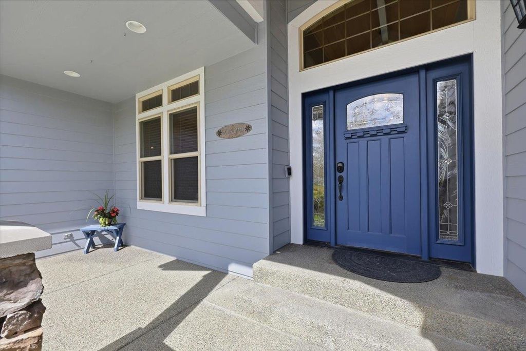 Photo of 2309 S Morningside Heights Dr, Greenacres, WA 99016 (MLS # 202616422)