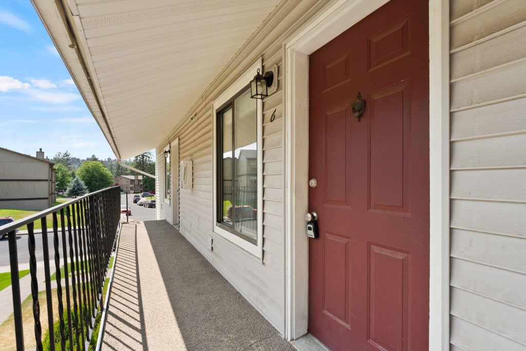 Photo of 8612 N Mayfair Rd, Spokane, WA 99208 (MLS # 202625628)