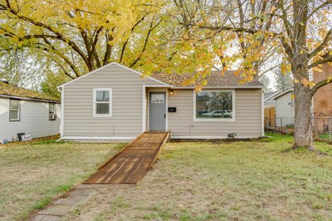 Photo of 6116 N Astor St, Spokane, WA 99207 (MLS # 202616431)
