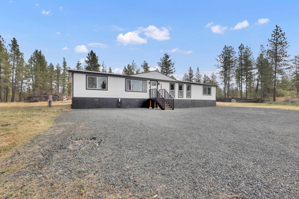 Photo of 16621 S Sherman Rd, Cheney, WA 99004 (MLS # 202525406)