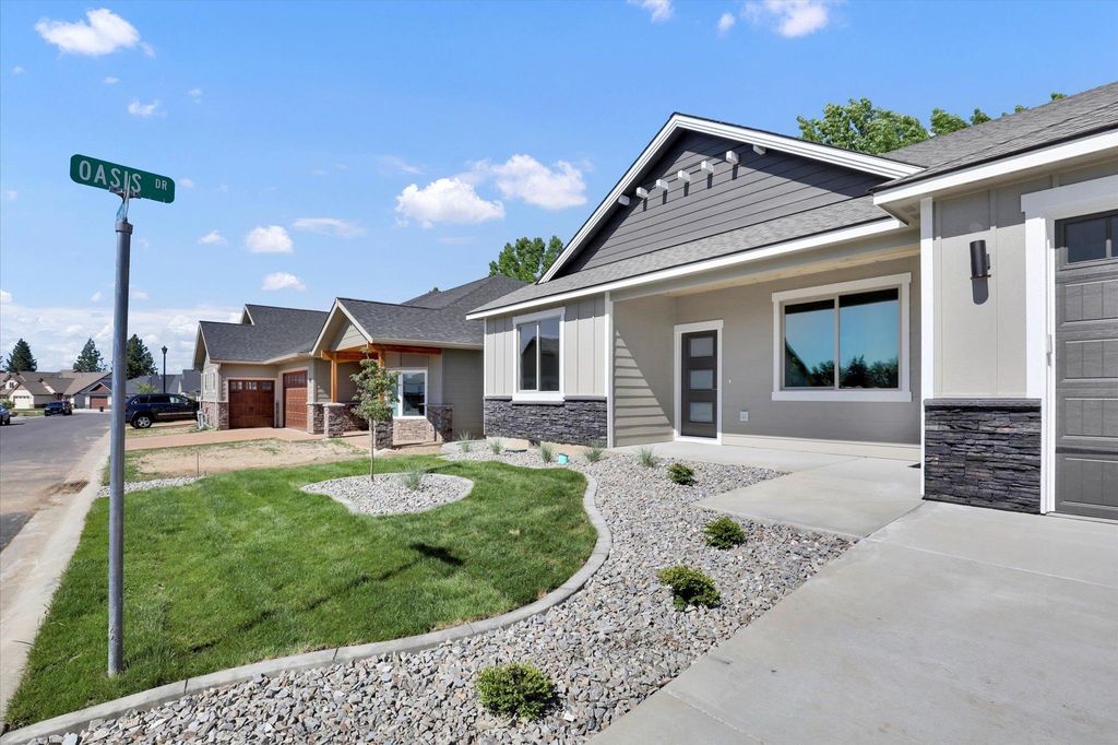 Photo of 1109 - Unit 15 N Country Club Dr, Deer Park, WA 99006 (MLS # 202615896)