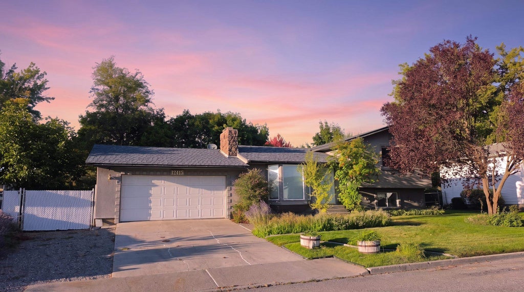 Photo of 12415 27TH Ave, Spokane Valley, WA 99216 (MLS # 202625856)