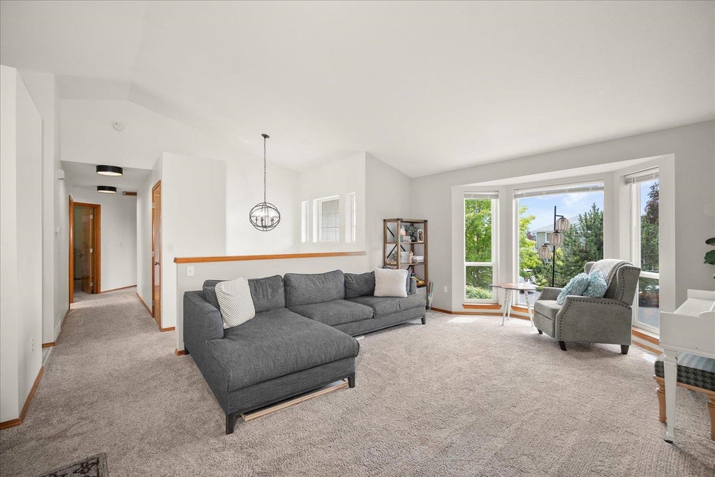 Photo of 805 E TUDOR Ct, Spokane, WA 99208 (MLS # 202619187)
