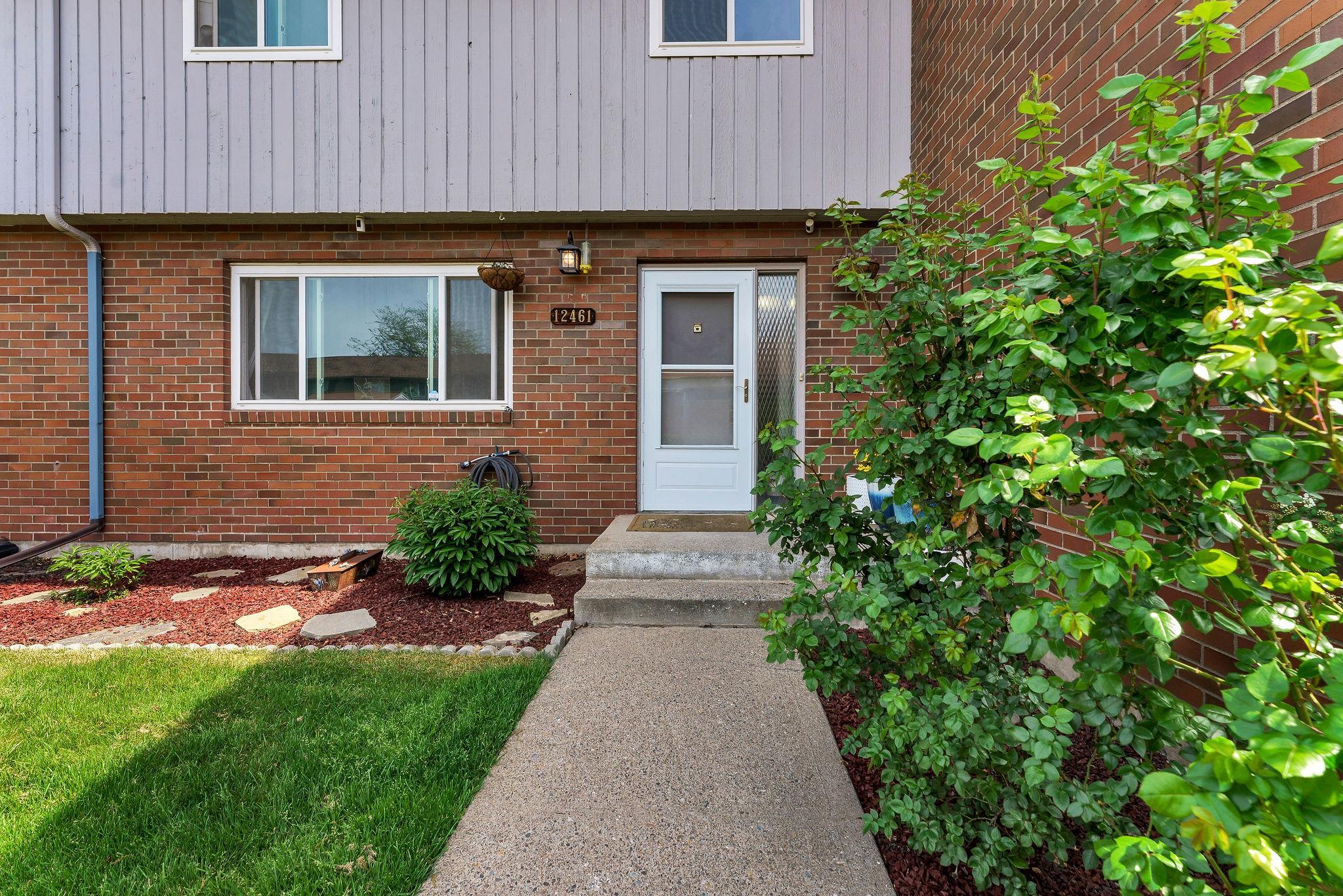 Photo 1 of 35 — 12461 E Olive Ave, Spokane Valley, WA 99216