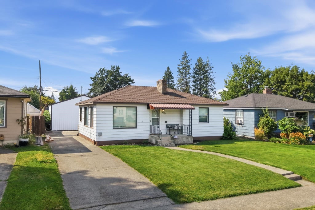 Photo of 3823 W Princeton Ave, Spokane, WA 99205 (MLS # 202626005)