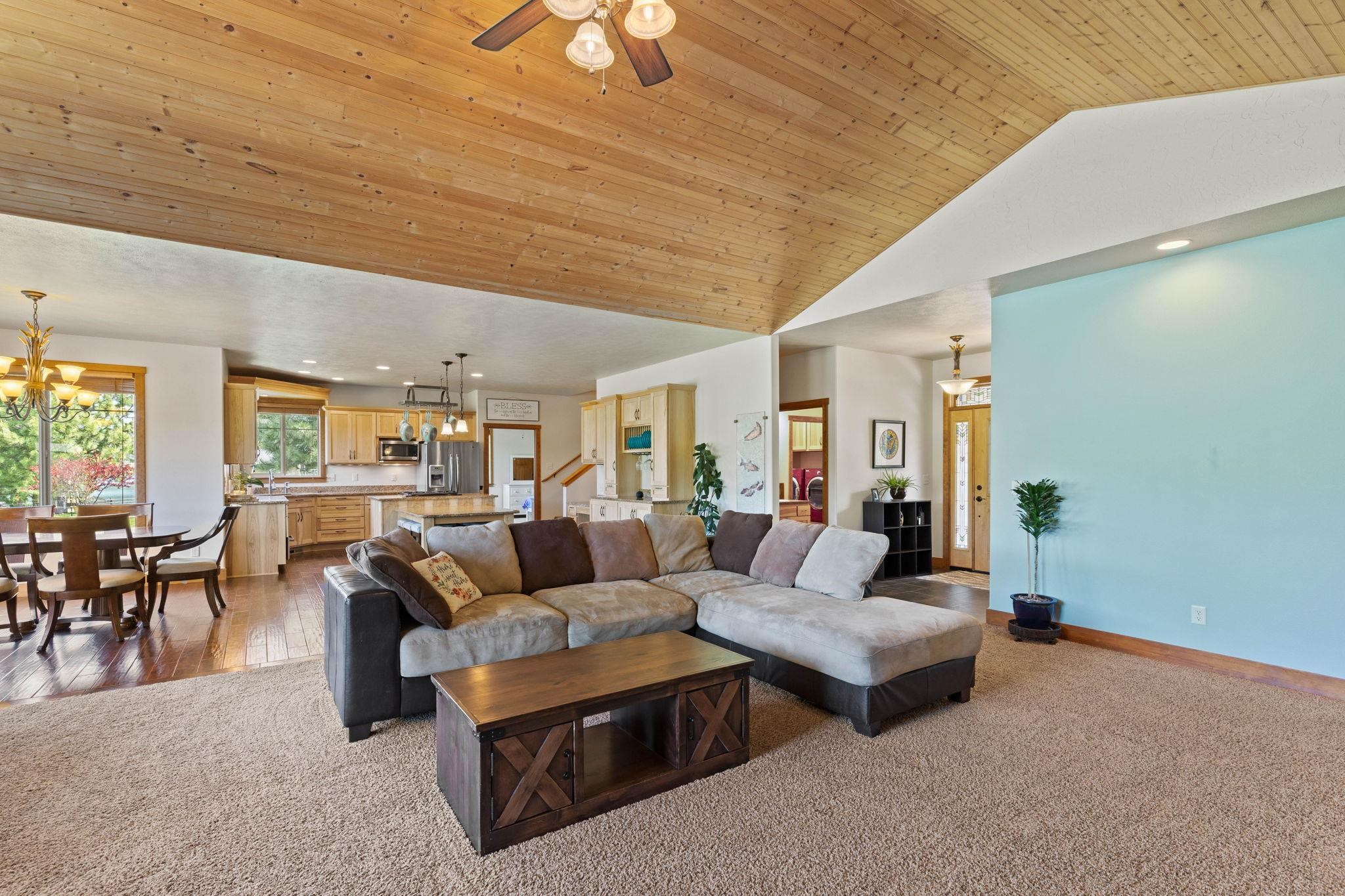 Photo 8 of 50 of 45788B S Loon Lake Rd house