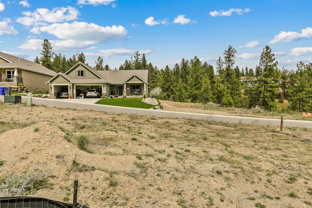 Photo of 5105 N Scenic Ln, Spokane, WA 99212 (MLS # 202616034)