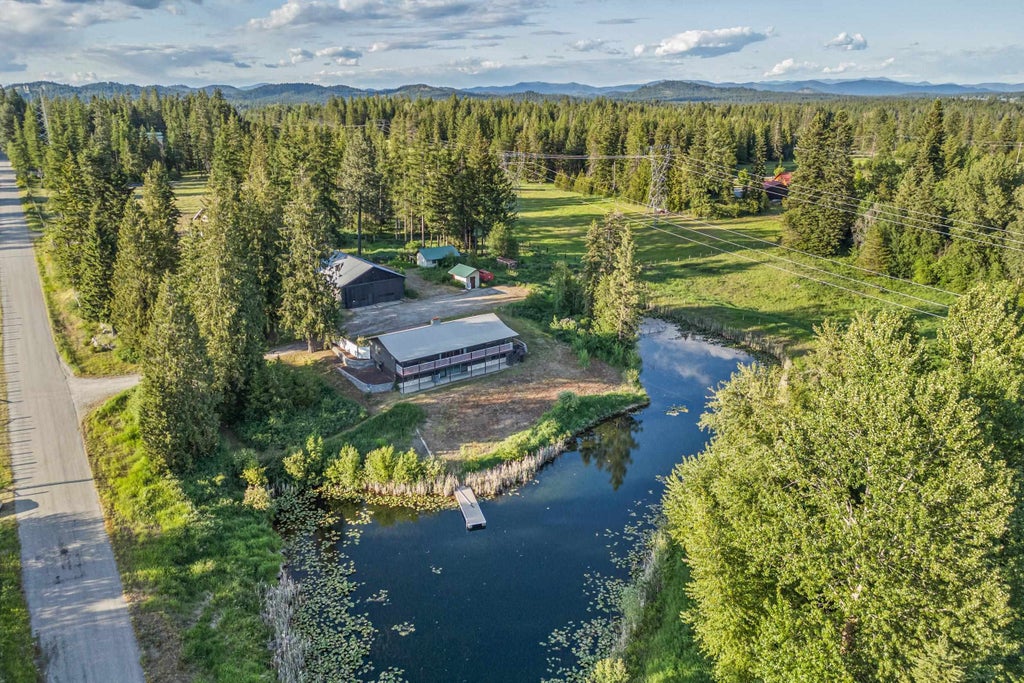Photo of 252 Davaz-Carlton Rd, Newport, WA 99156 (MLS # 202626089)