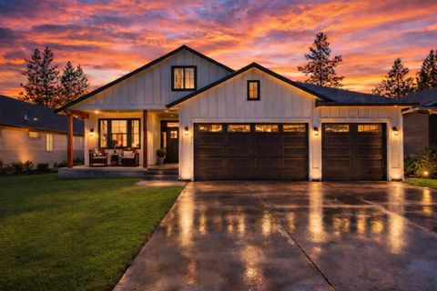 Photo of 916 E Farwell Rd, Spokane, WA 99208 (MLS # 202616335)