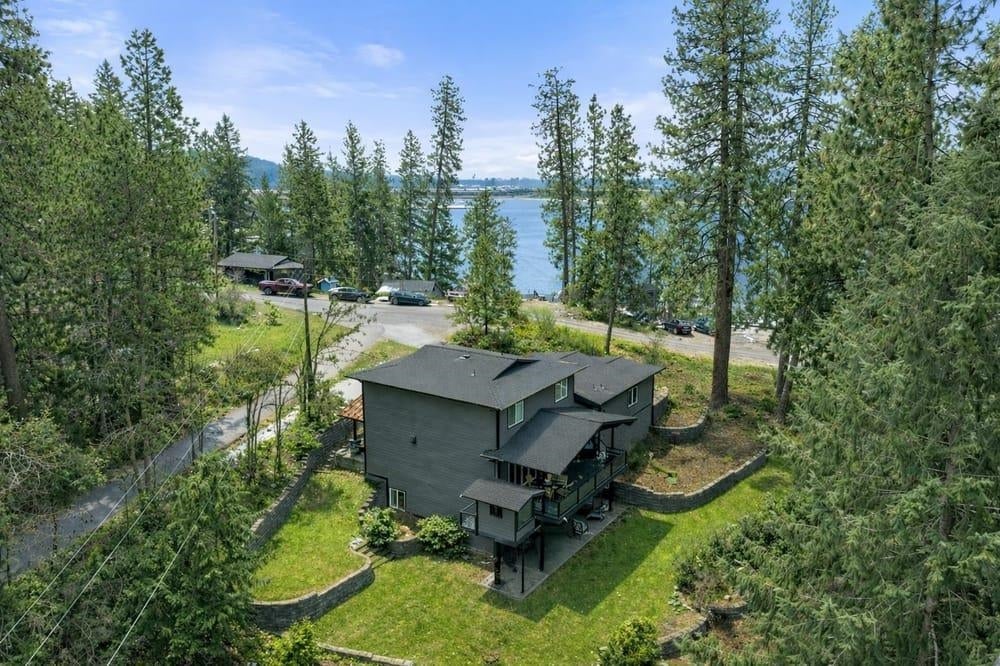 Photo of 12808 N North Park St, Newman Lake, WA 99025 (MLS # 202623554)