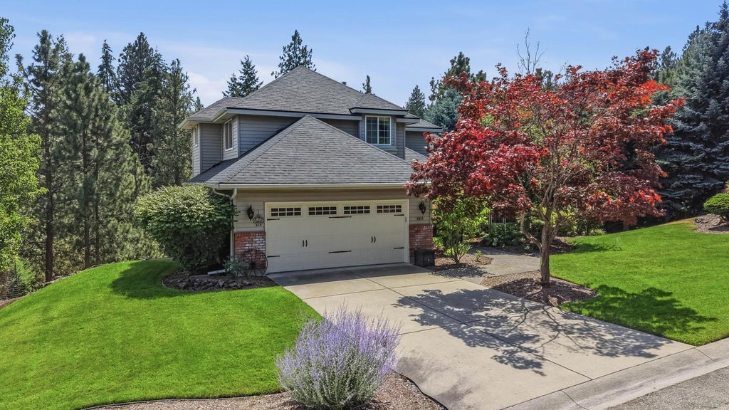 Photo of 4815 S Bella Vista Dr, Veradale, WA 99037 (MLS # 202621277)