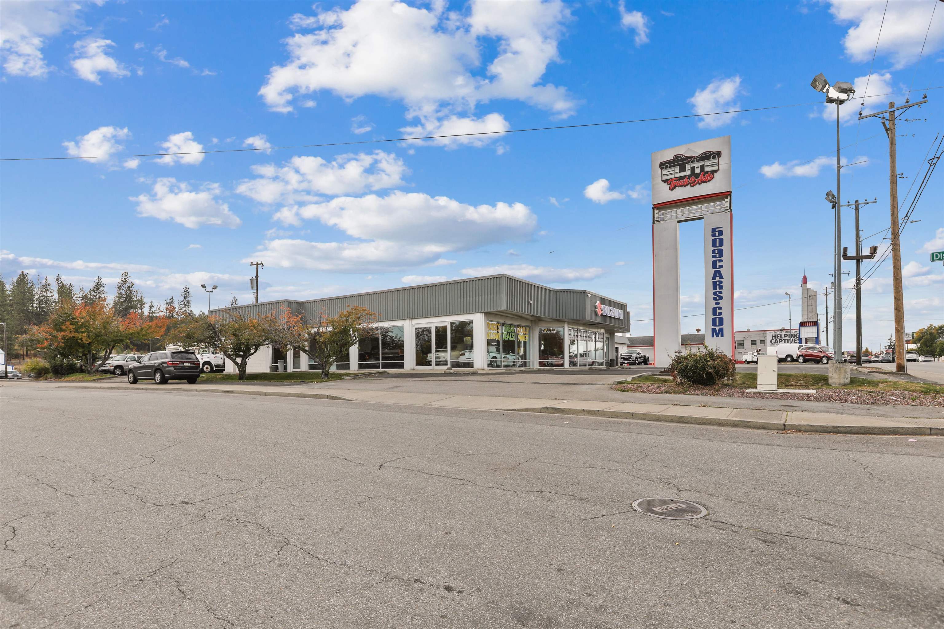 Photo 1 of 19 — 8814 E Sprague Ave, Spokane Valley, WA 99212