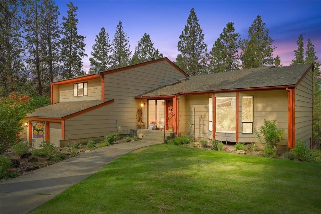 Photo of 9105 S Sherman Rd, Spokane, WA 99224 (MLS # 202616451)