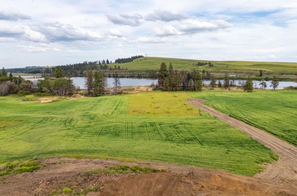 Photo of NKA Lambridge Lane Lot 7 Ln, Medical Lake, WA 99022 (MLS # 202520834)