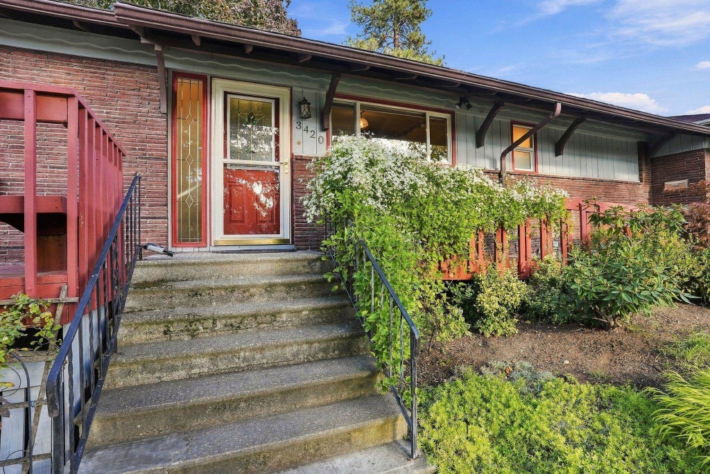 Photo of 3420 W Olympic Pl, Spokane, WA 99205 (MLS # 202625809)