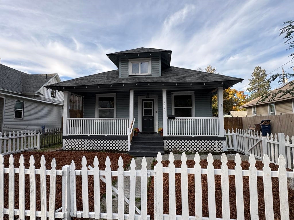 Photo of 2023 E Hartson Ave, Spokane, WA 99202 (MLS # 202626178)