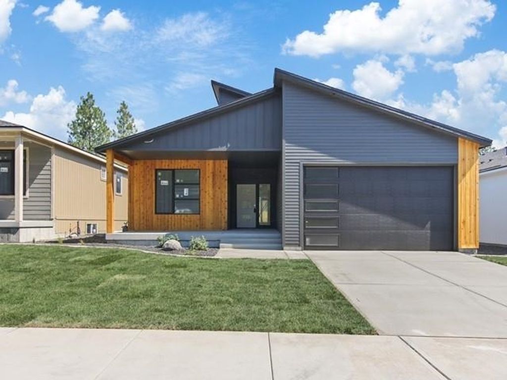 Photo of 3335 S Morrill Ln, Spokane, WA 99223 (MLS # 202525441)