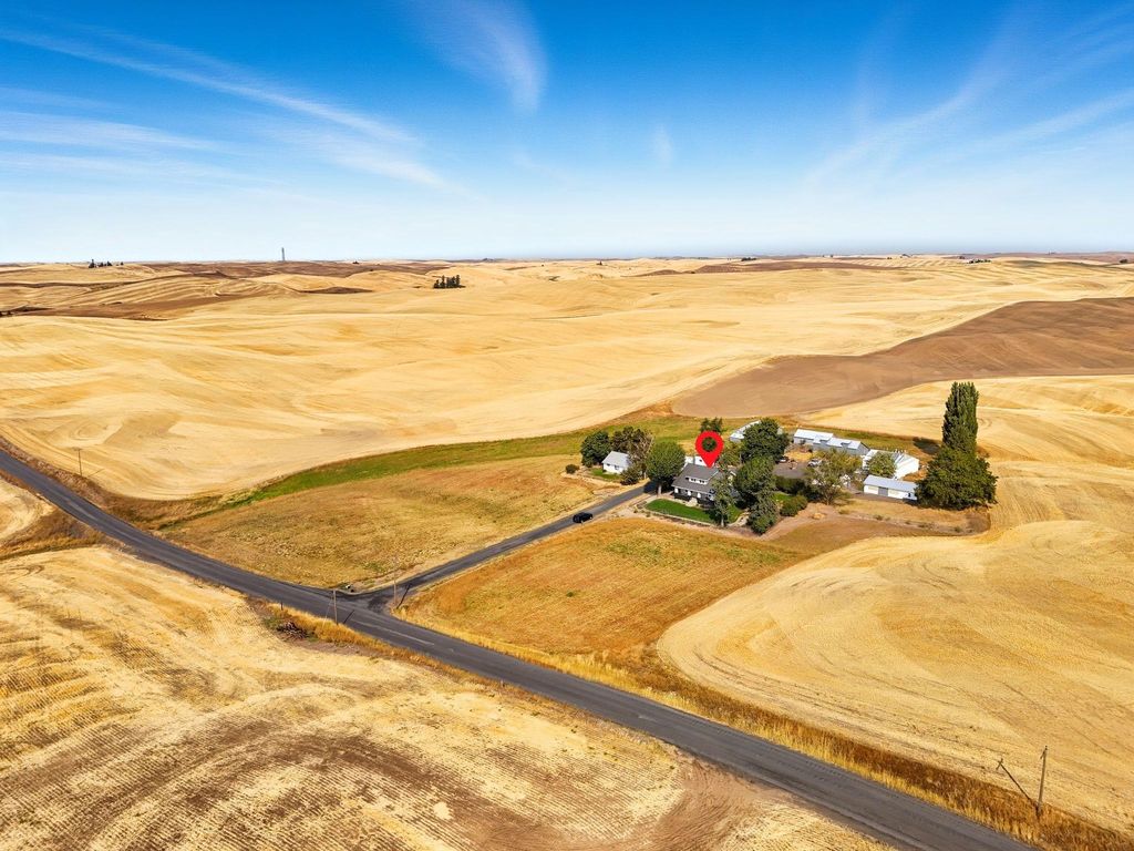 Photo of 3703 Plaza Rd, Rosalia, WA 99170 (MLS # 202617591)