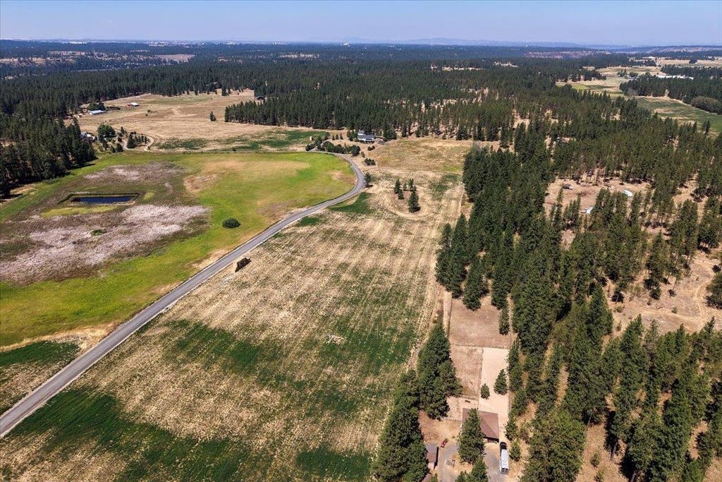 Photo of XX S Gwendolyn Ln, Spokane, WA 99004 (MLS # 202622274)