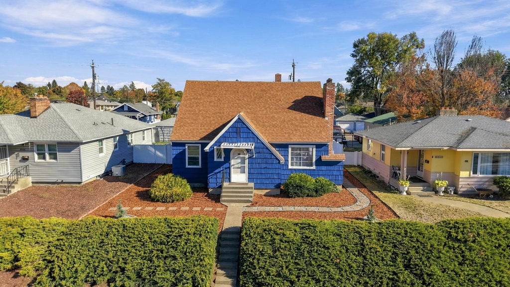 Photo of 4018 N Ash St, Spokane, WA 99205 (MLS # 202625896)