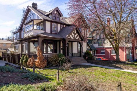 Photo of 1219 W 9th Ave, Spokane, WA 99204 (MLS # 202614596)