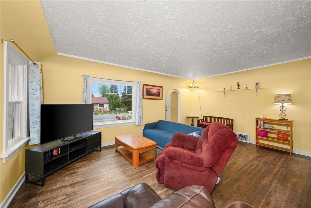 Photo of 9601 E Upriver Dr, Spokane, WA 99206 (MLS # 202625673)