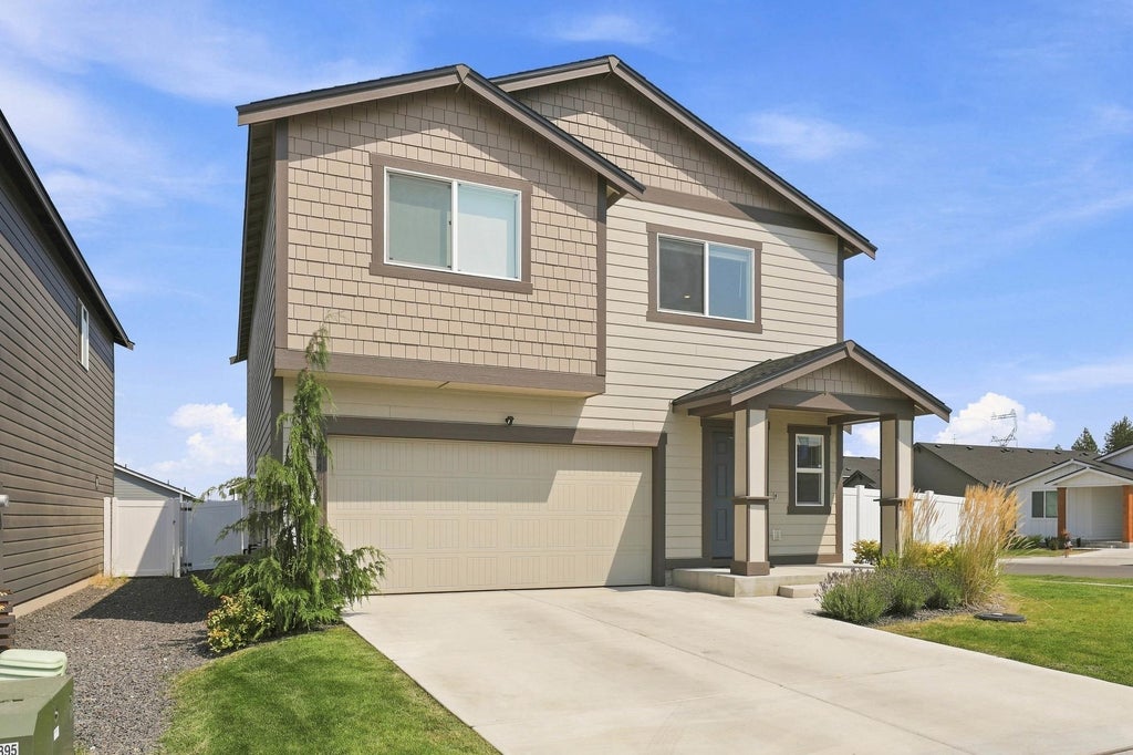 Photo of 4406 W Connaught Ave, Spokane, WA 99208 (MLS # 202625654)
