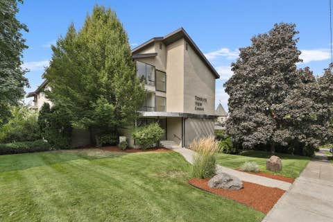 Photo of 1418 W 6th Ave, Spokane, WA 99204 (MLS # 202617087)