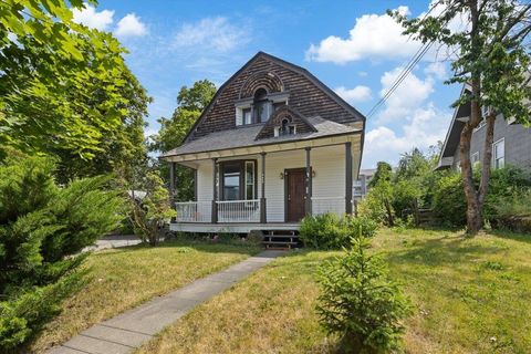 Photo of 623 S Denver St, Spokane, WA 99202 (MLS # 202525515)